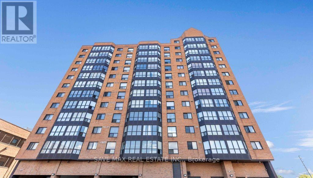 <div class="slider-price">$2,800 Monthly</div><p>1208 - 25 Agnes Street, Mississauga, Ontario</p>