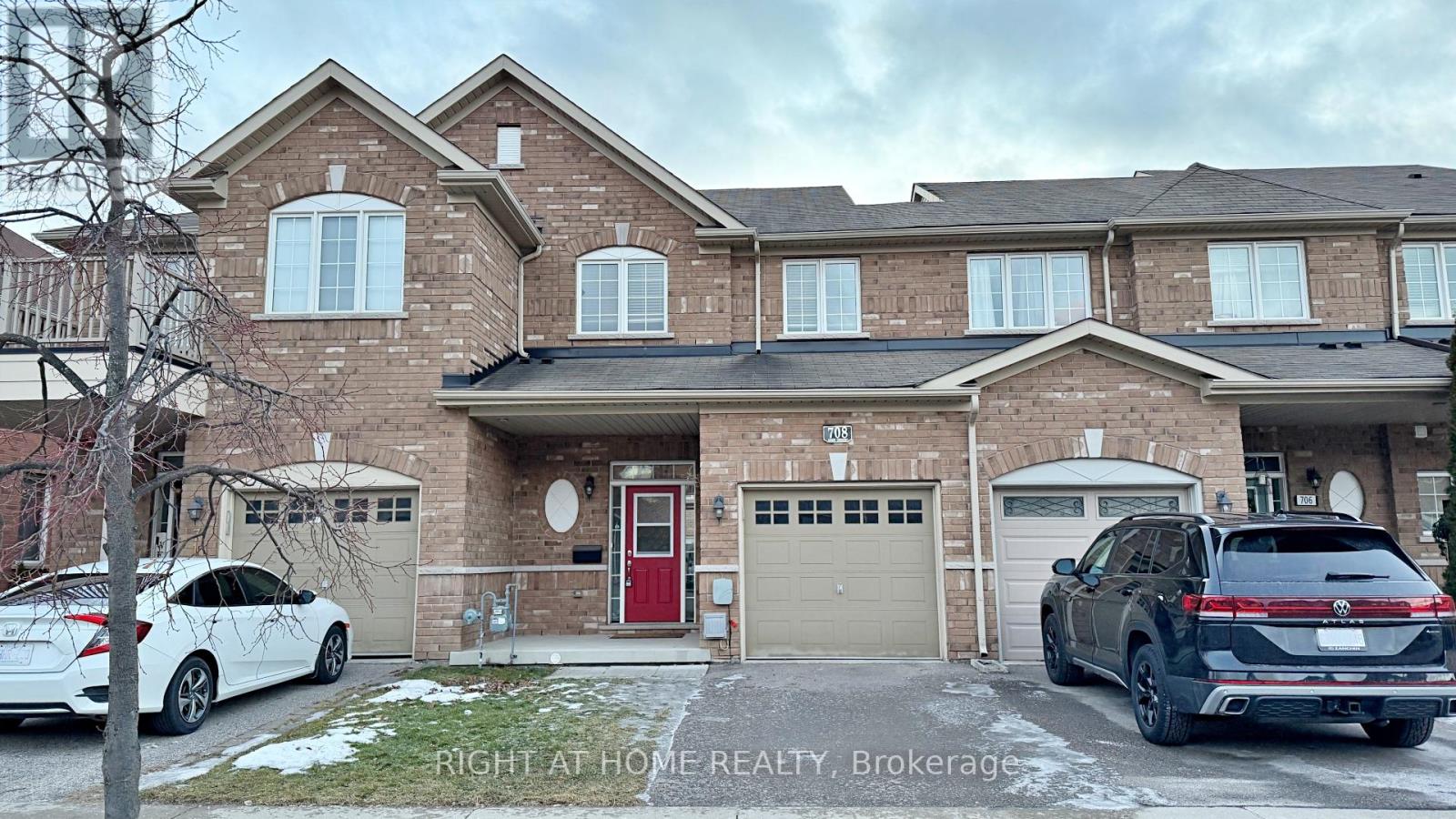 708 AGNEW CRESCENT, Milton, Ontario