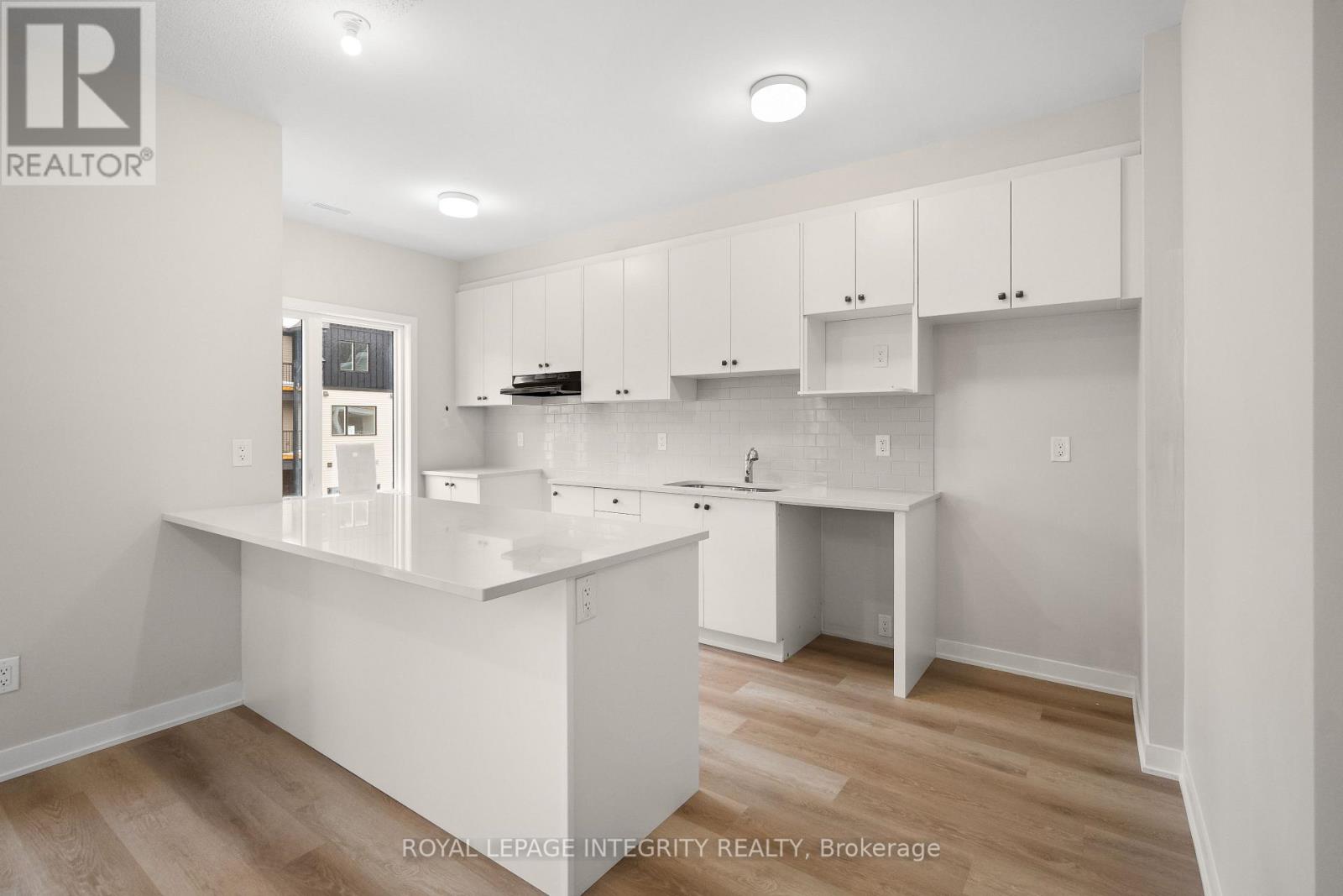 615 Bee Pollen Way, Ottawa, Ontario  K2W 0N9 - Photo 10 - X12701836