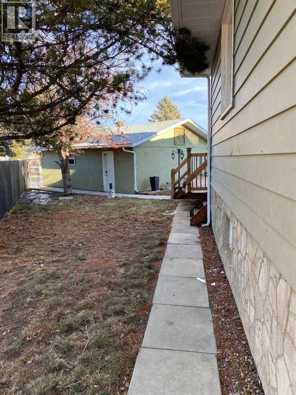 68 Blazier Park Street E, Brooks, Alberta  T1R 0K6 - Photo 30 - A2279399