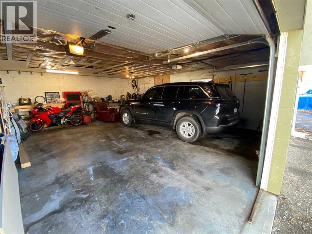 68 Blazier Park Street E, Brooks, Alberta  T1R 0K6 - Photo 35 - A2279399