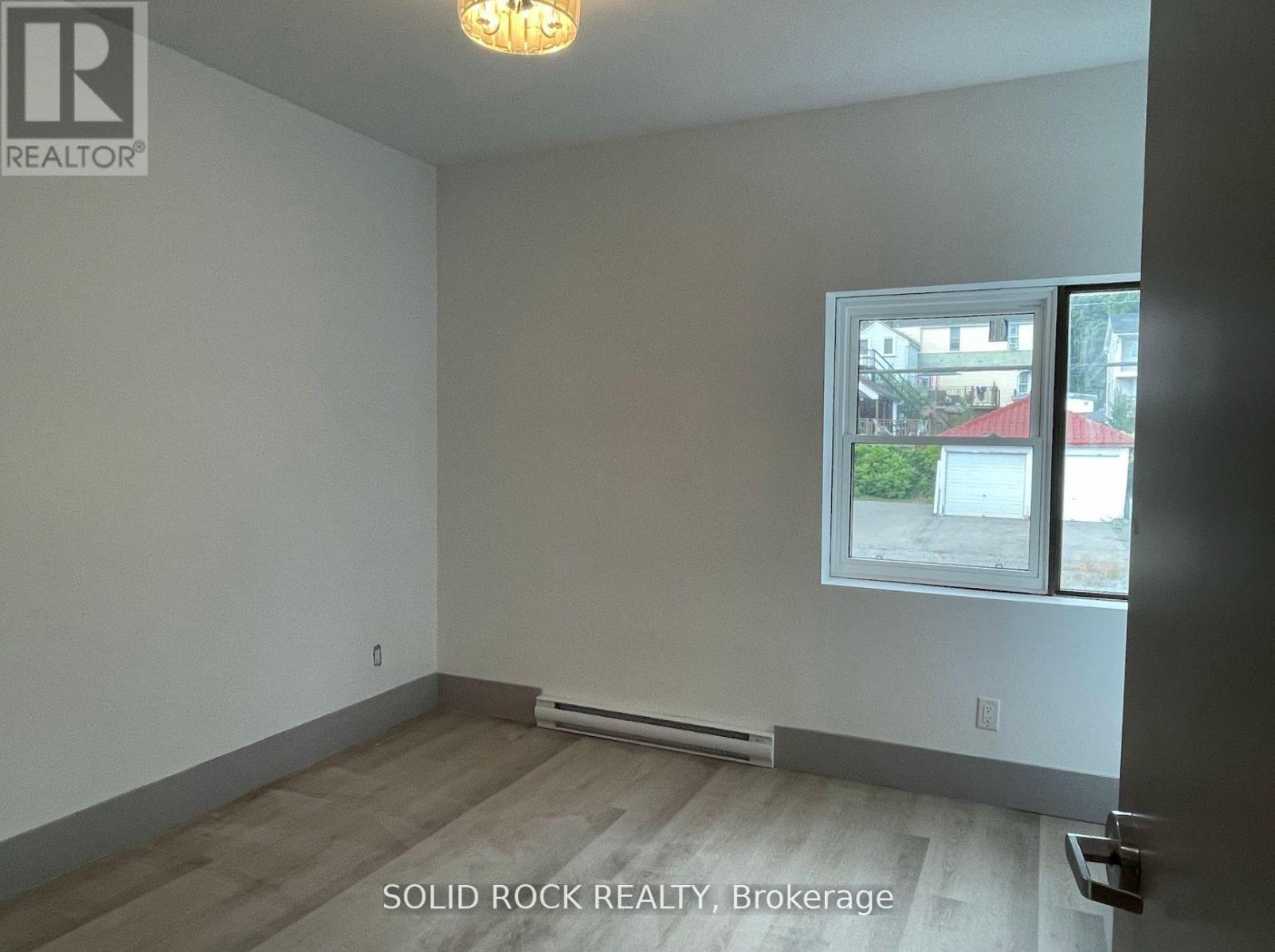 203 - 48 King Street E, Brockville, Ontario  K6V 1B1 - Photo 11 - X12701830