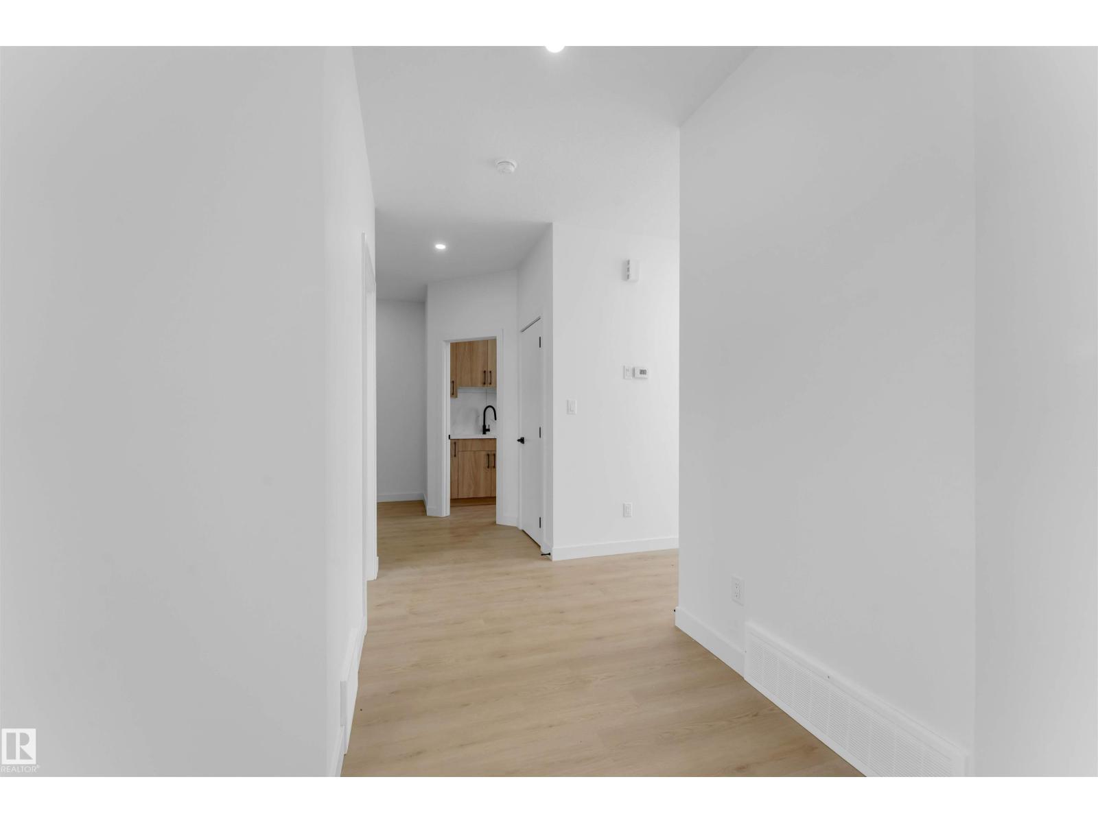 3917 36 St, Beaumont, Alberta  T4X 2Y3 - Photo 5 - E4470041