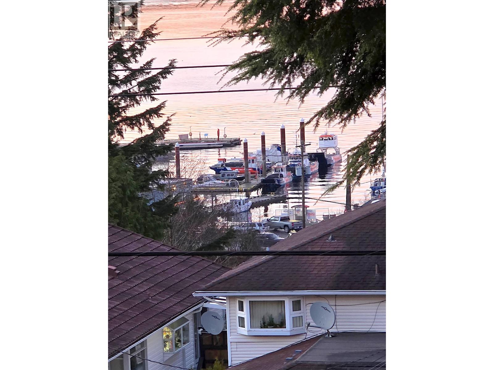 594 E 4TH AVENUE Prince Rupert Photo 35