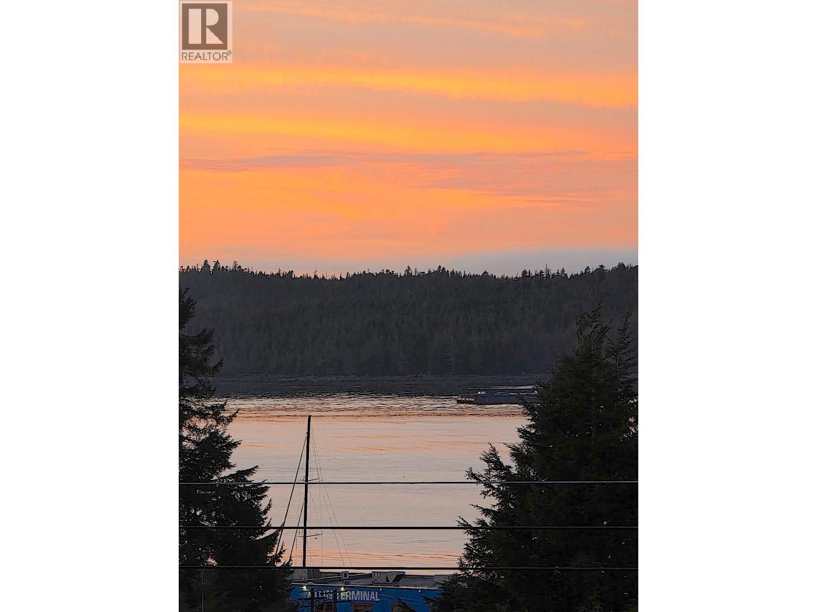 594 E 4TH AVENUE Prince Rupert Photo 33