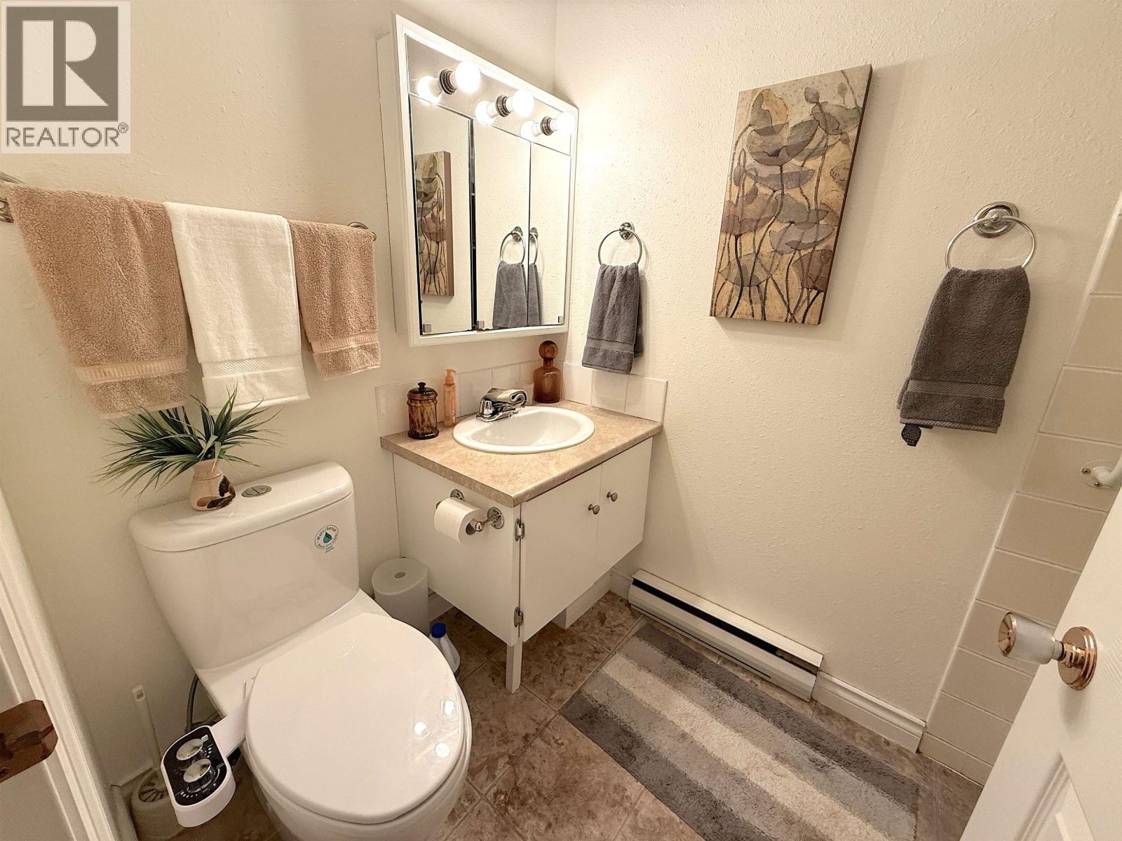 594 E 4TH AVENUE Prince Rupert Photo 23