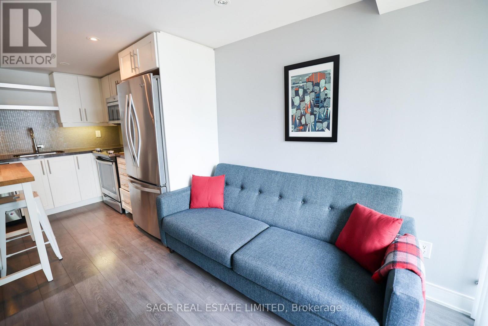 1702 - 525 Adelaide Street W, Toronto, Ontario  M5V 0N7 - Photo 8 - C12701838