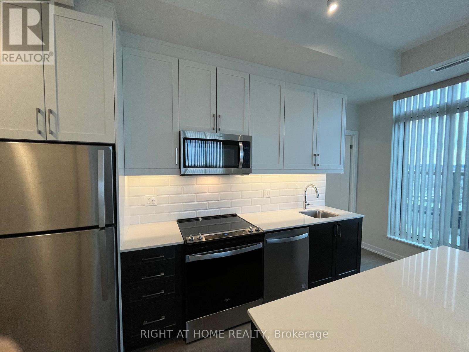 504 - 201 Brock Street S, Whitby, Ontario  L1N 4K2 - Photo 12 - E12701842