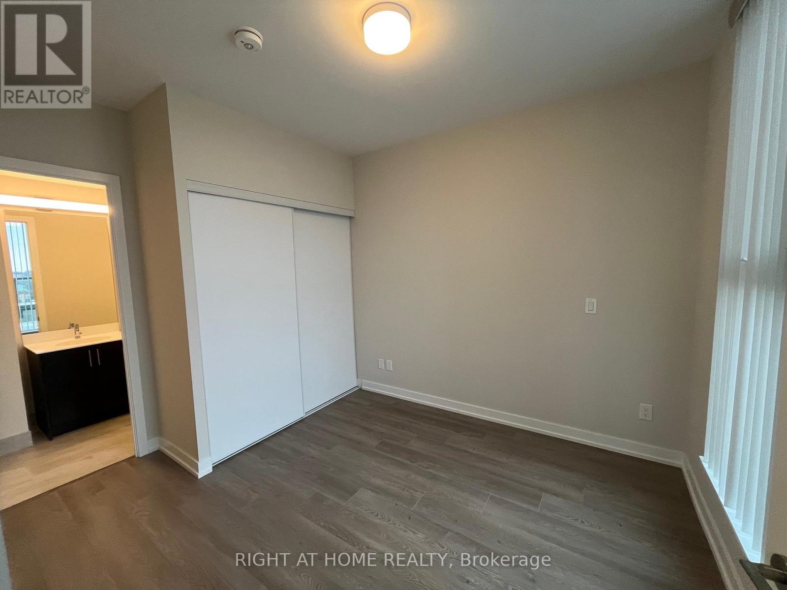 504 - 201 Brock Street S, Whitby, Ontario  L1N 4K2 - Photo 16 - E12701842