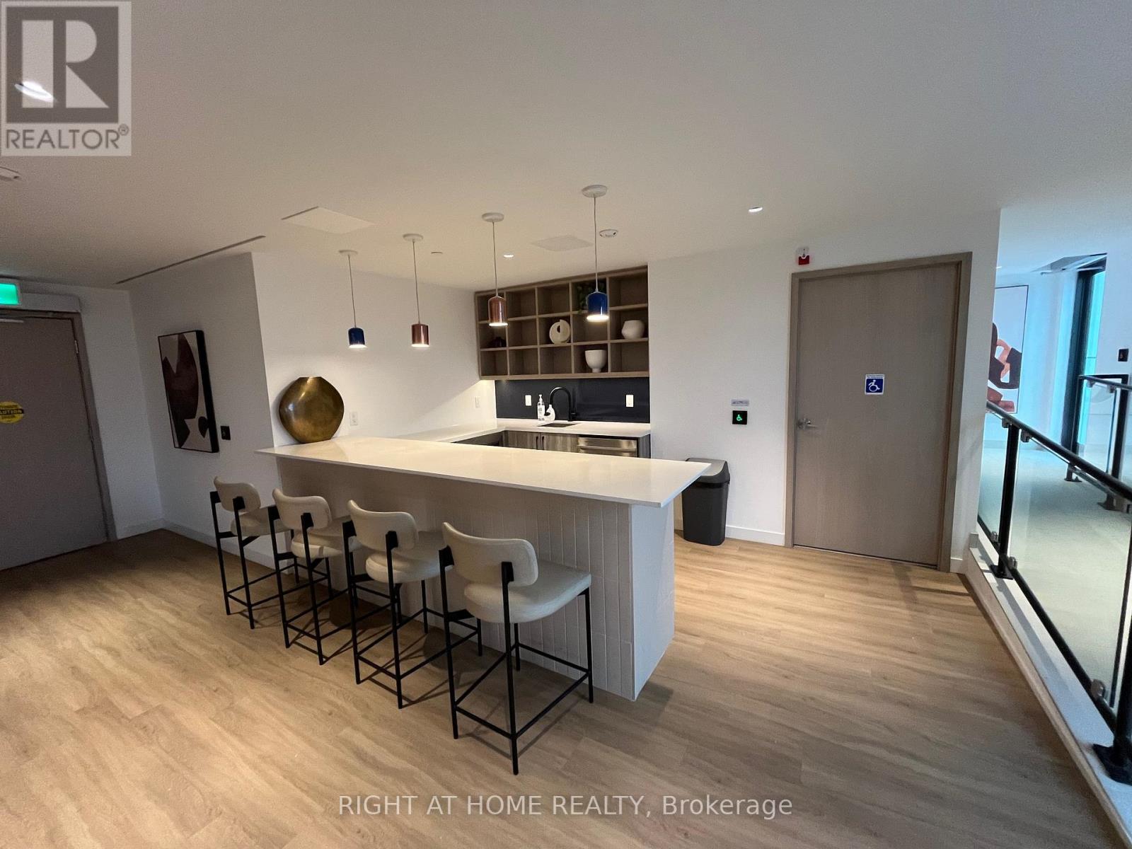 504 - 201 Brock Street S, Whitby, Ontario  L1N 4K2 - Photo 37 - E12701842