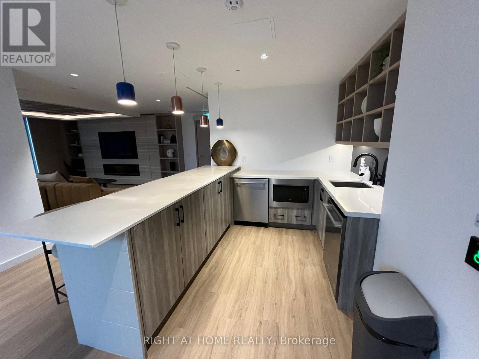 504 - 201 Brock Street S, Whitby, Ontario  L1N 4K2 - Photo 38 - E12701842