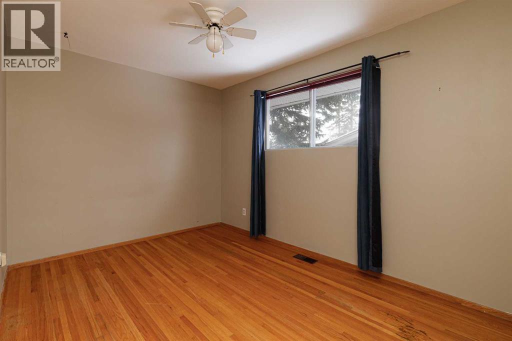 6123 Lacombe Way Sw, Calgary, Alberta  t3e 5t4 - Photo 14 - A2273752