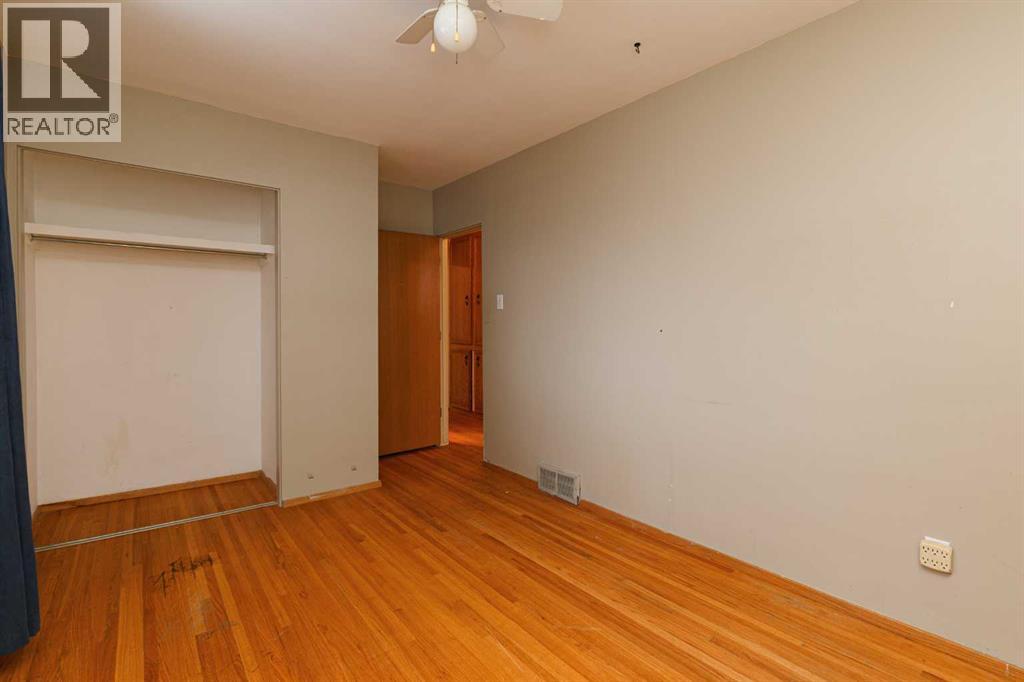 6123 Lacombe Way Sw, Calgary, Alberta  t3e 5t4 - Photo 15 - A2273752