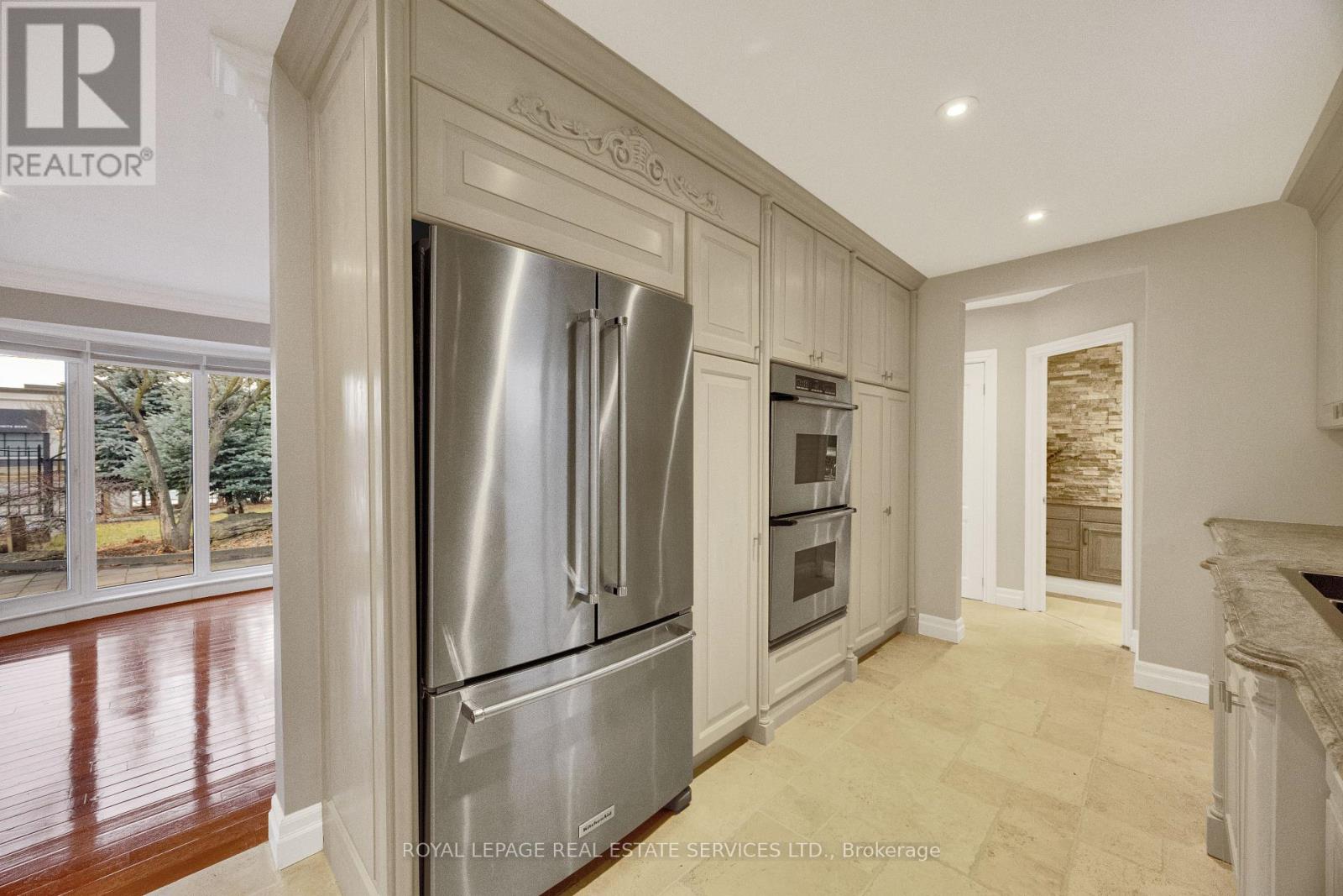 308 Third Line, Oakville, Ontario  L6L 4A4 - Photo 19 - W12701822