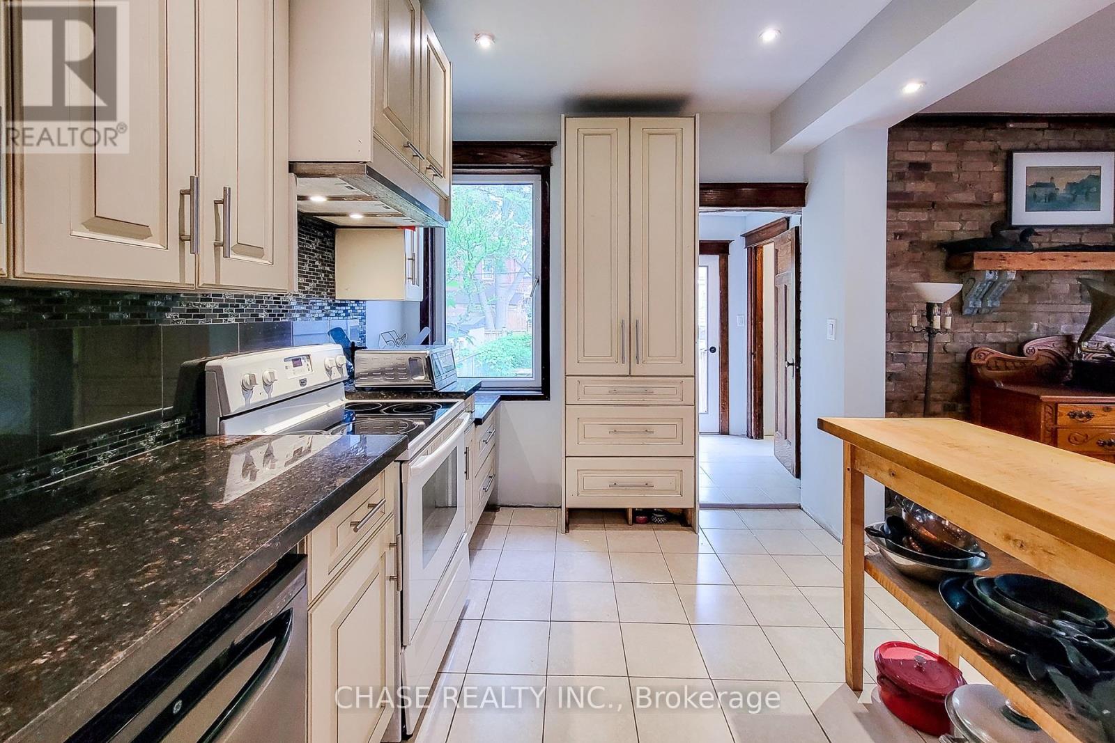 63 Carrick Avenue, Hamilton, Ontario  L8M 2W4 - Photo 29 - X12701806