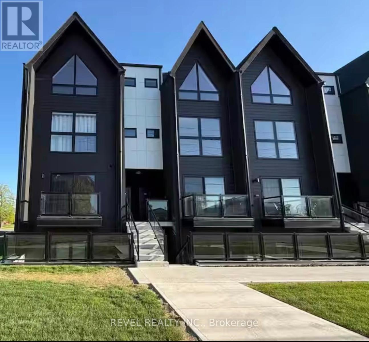 201 - 7277 WILSON CRESCENT W, Niagara Falls, Ontario