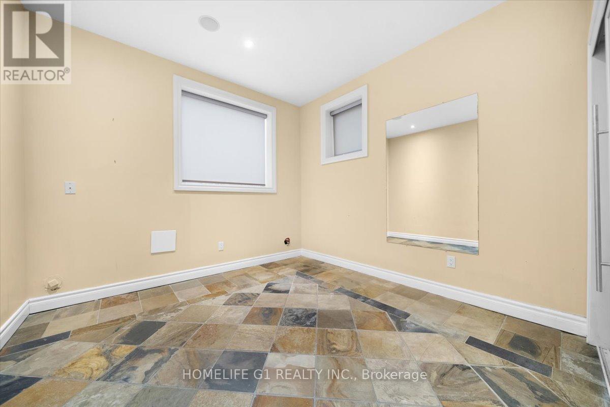 210 St Leonards Avenue, Toronto, Ontario  M4N 1K7 - Photo 46 - C12677944