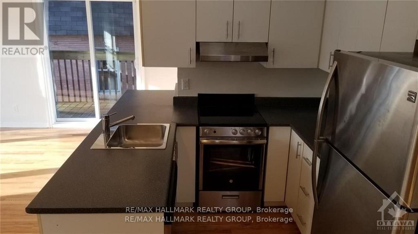 4 - 346 Winona Avenue, Ottawa, Ontario  K1Z 5H4 - Photo 10 - X12701858