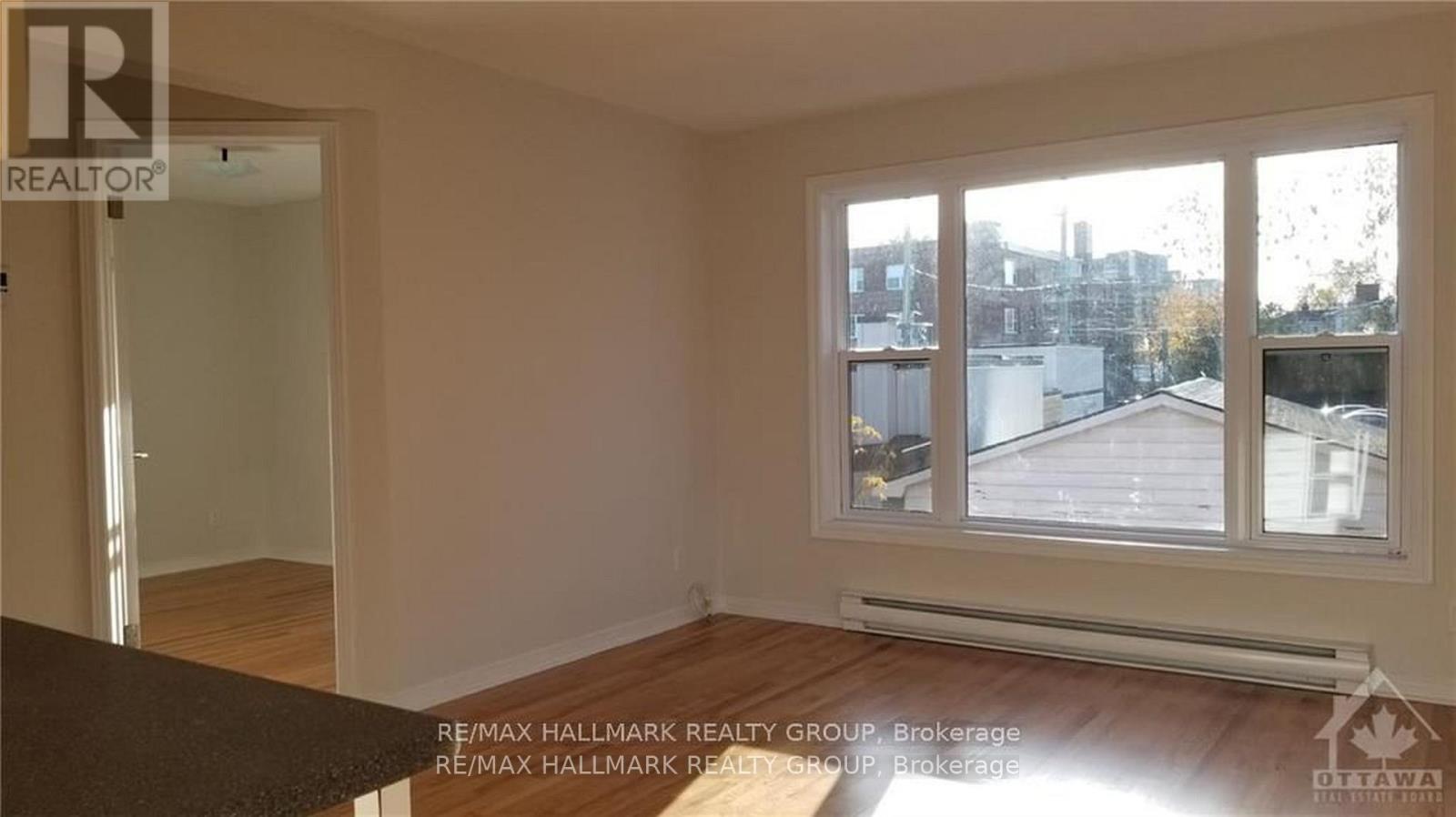 4 - 346 Winona Avenue, Ottawa, Ontario  K1Z 5H4 - Photo 4 - X12701858