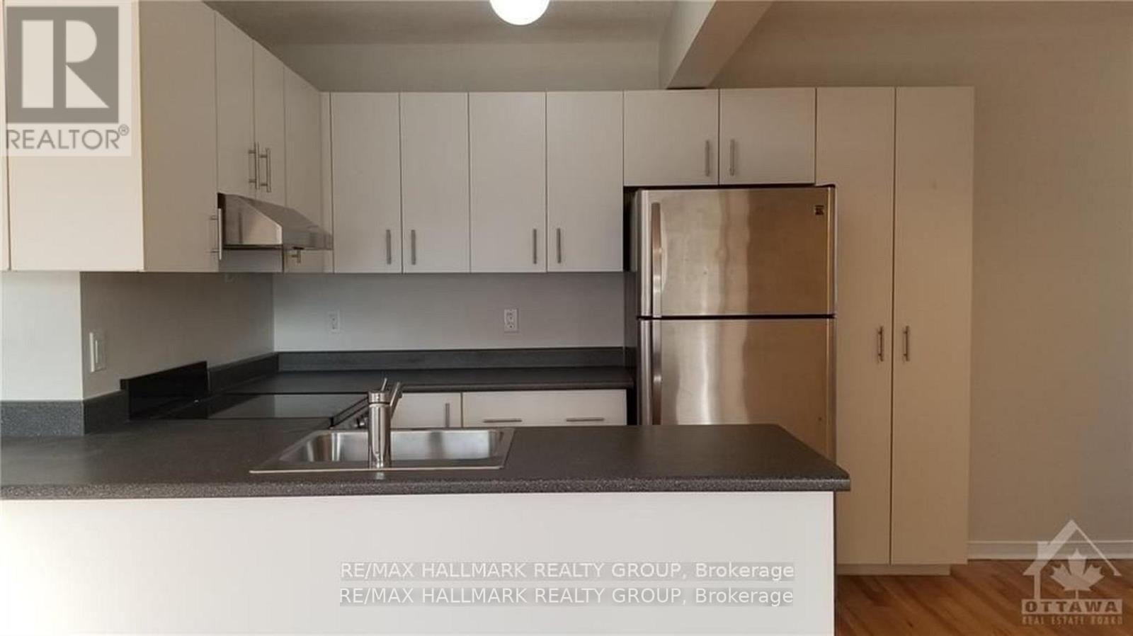 4 - 346 Winona Avenue, Ottawa, Ontario  K1Z 5H4 - Photo 7 - X12701858