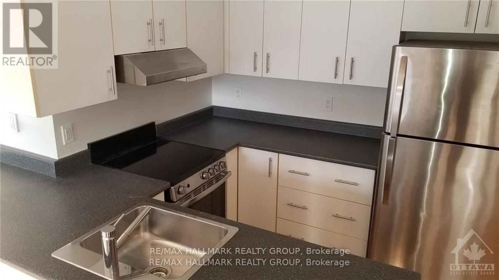 4 - 346 Winona Avenue, Ottawa, Ontario  K1Z 5H4 - Photo 8 - X12701858