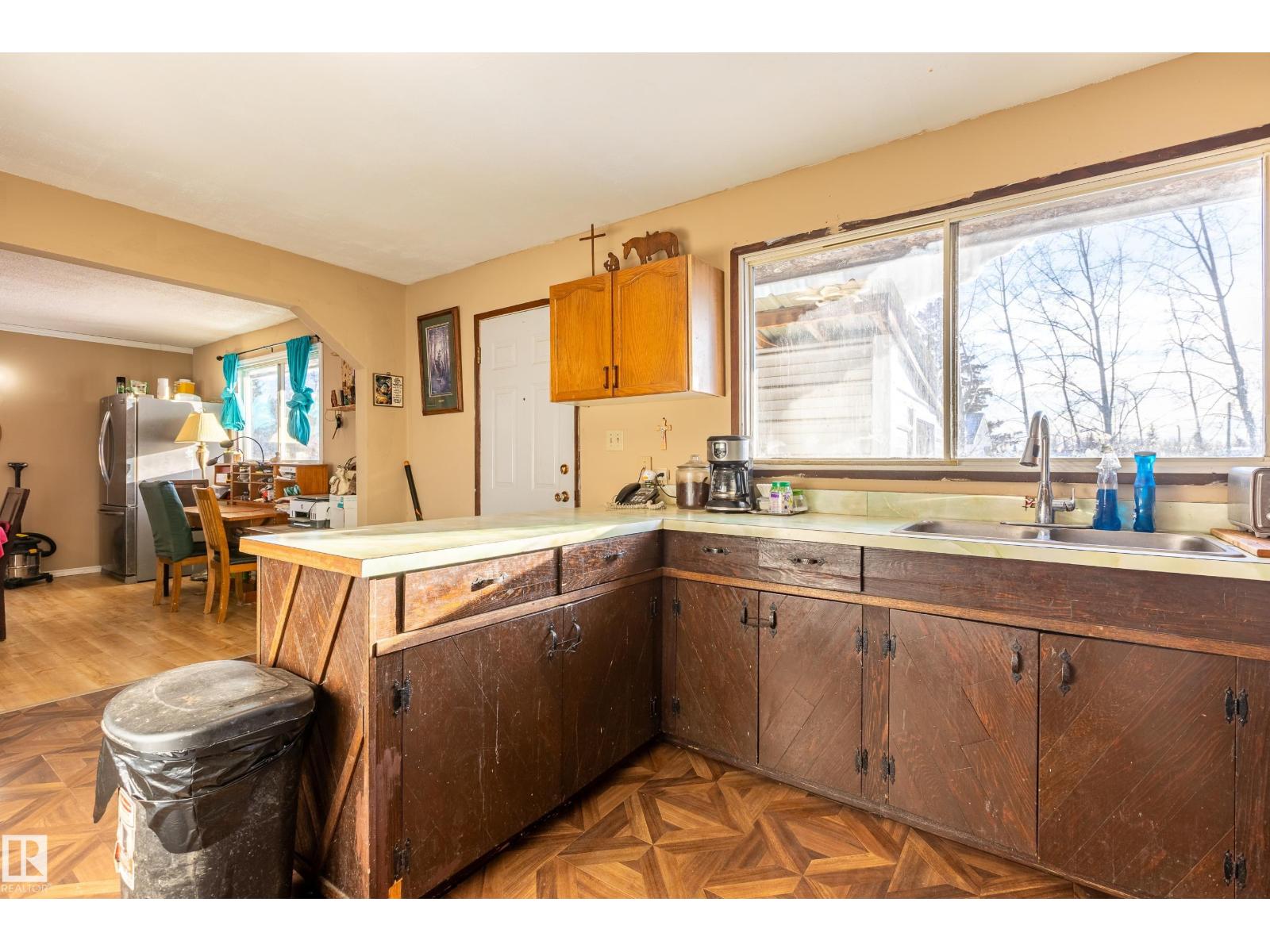 8 Fourth St, Duffield, Alberta  T0E 0N0 - Photo 7 - E4470007