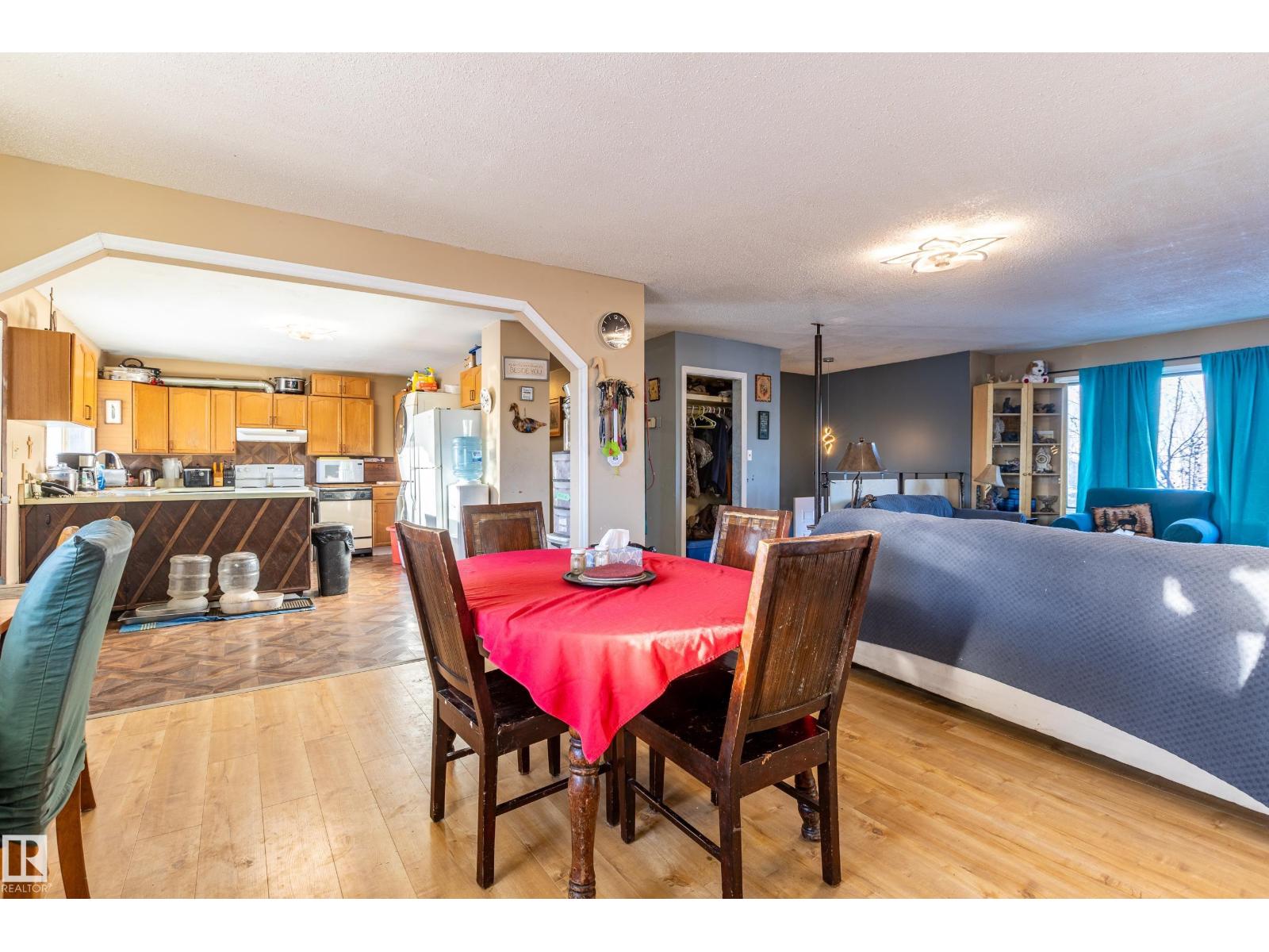 8 Fourth St, Duffield, Alberta  T0E 0N0 - Photo 9 - E4470007