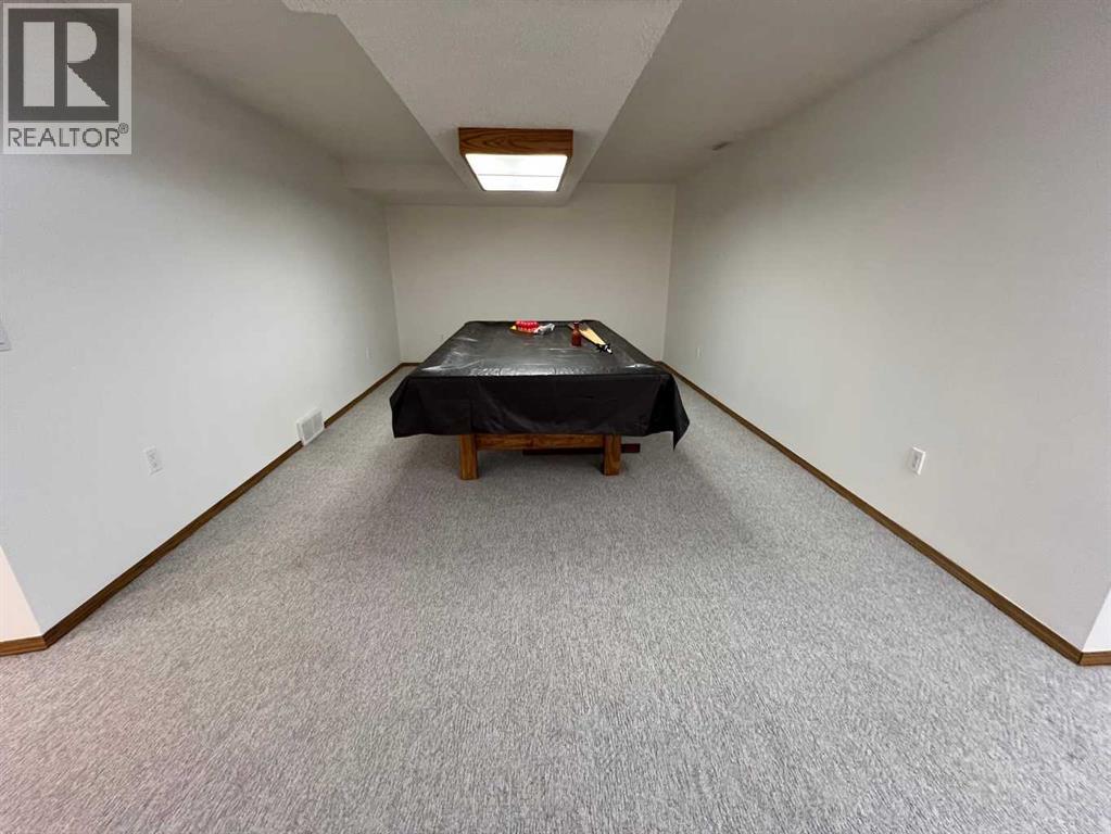 127 Douglasbank Court Se, Calgary, Alberta  T2Z 2C3 - Photo 21 - A2279428