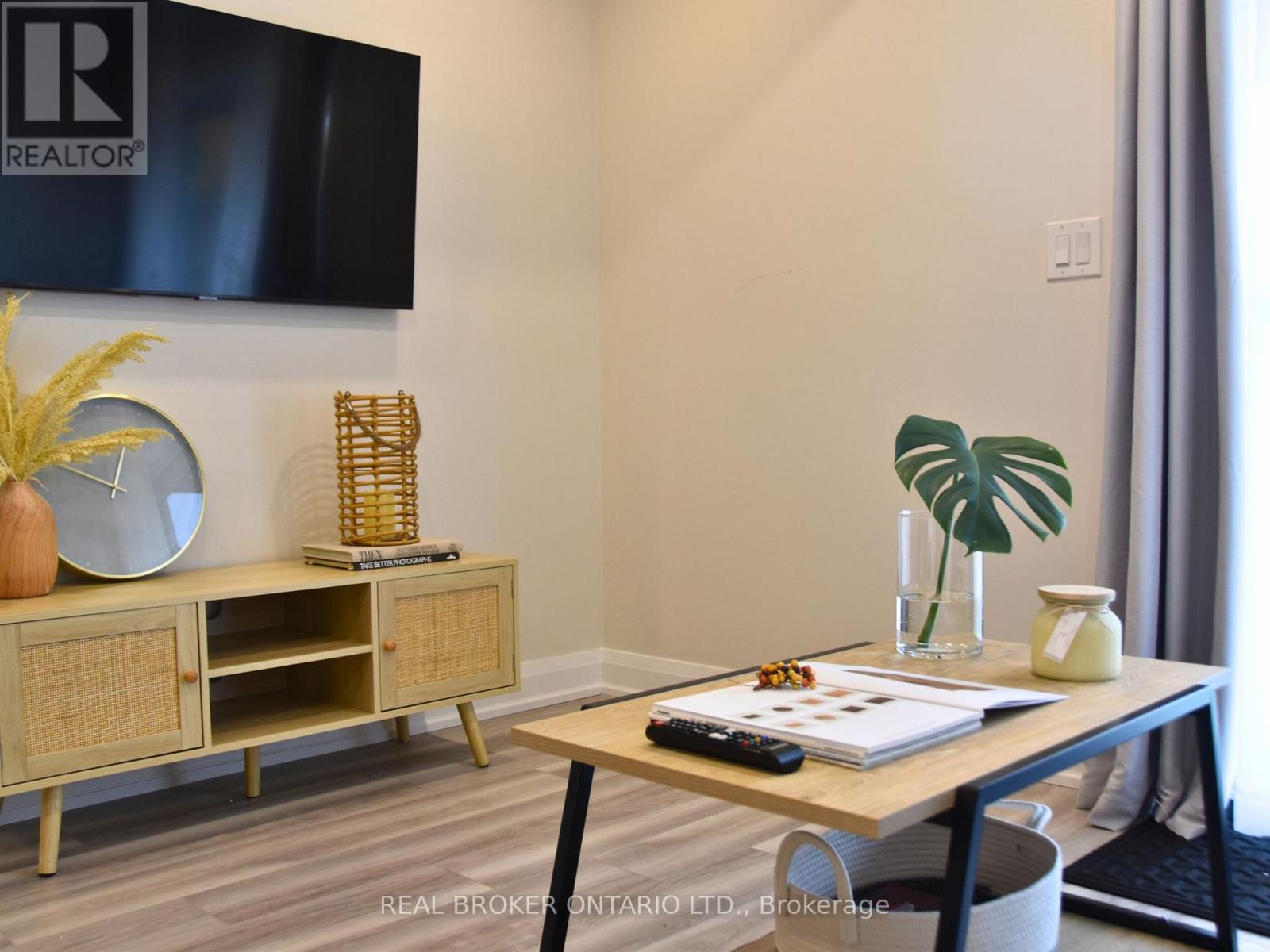 Lower - 1004 Dashwood Court, Pickering, Ontario  L1V 0G7 - Photo 11 - E12701856