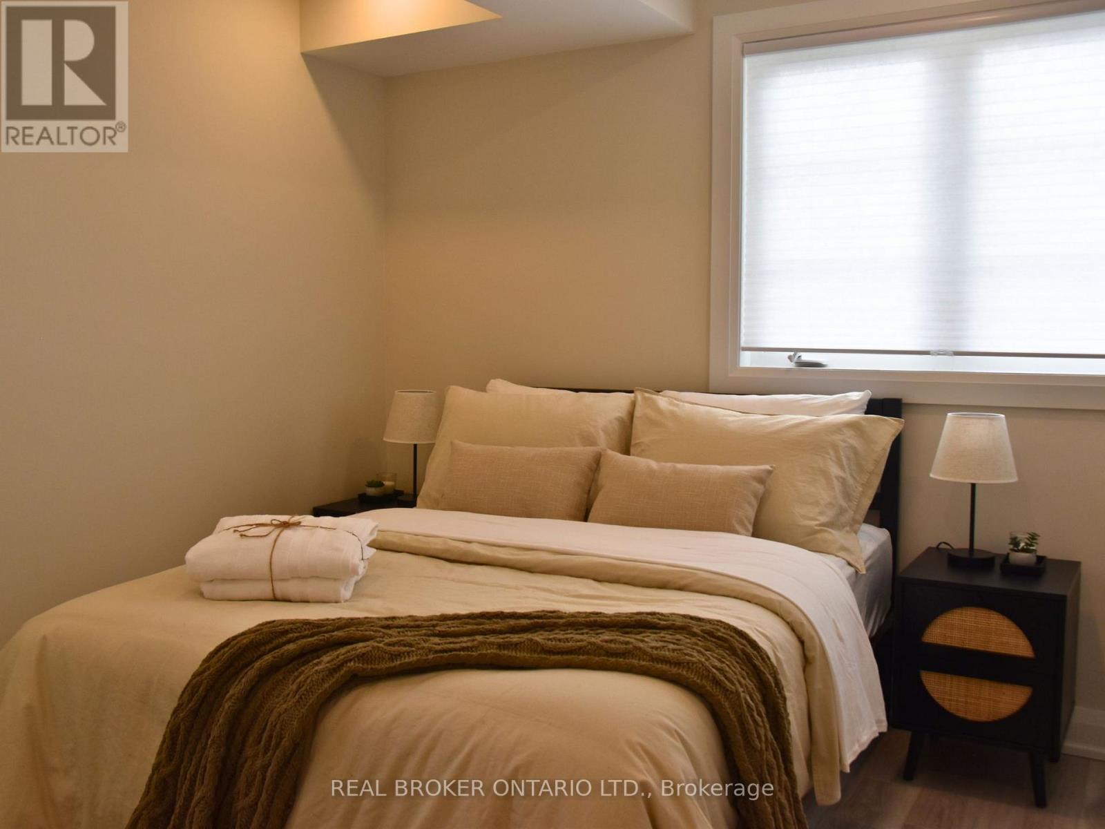 Lower - 1004 Dashwood Court, Pickering, Ontario  L1V 0G7 - Photo 14 - E12701856