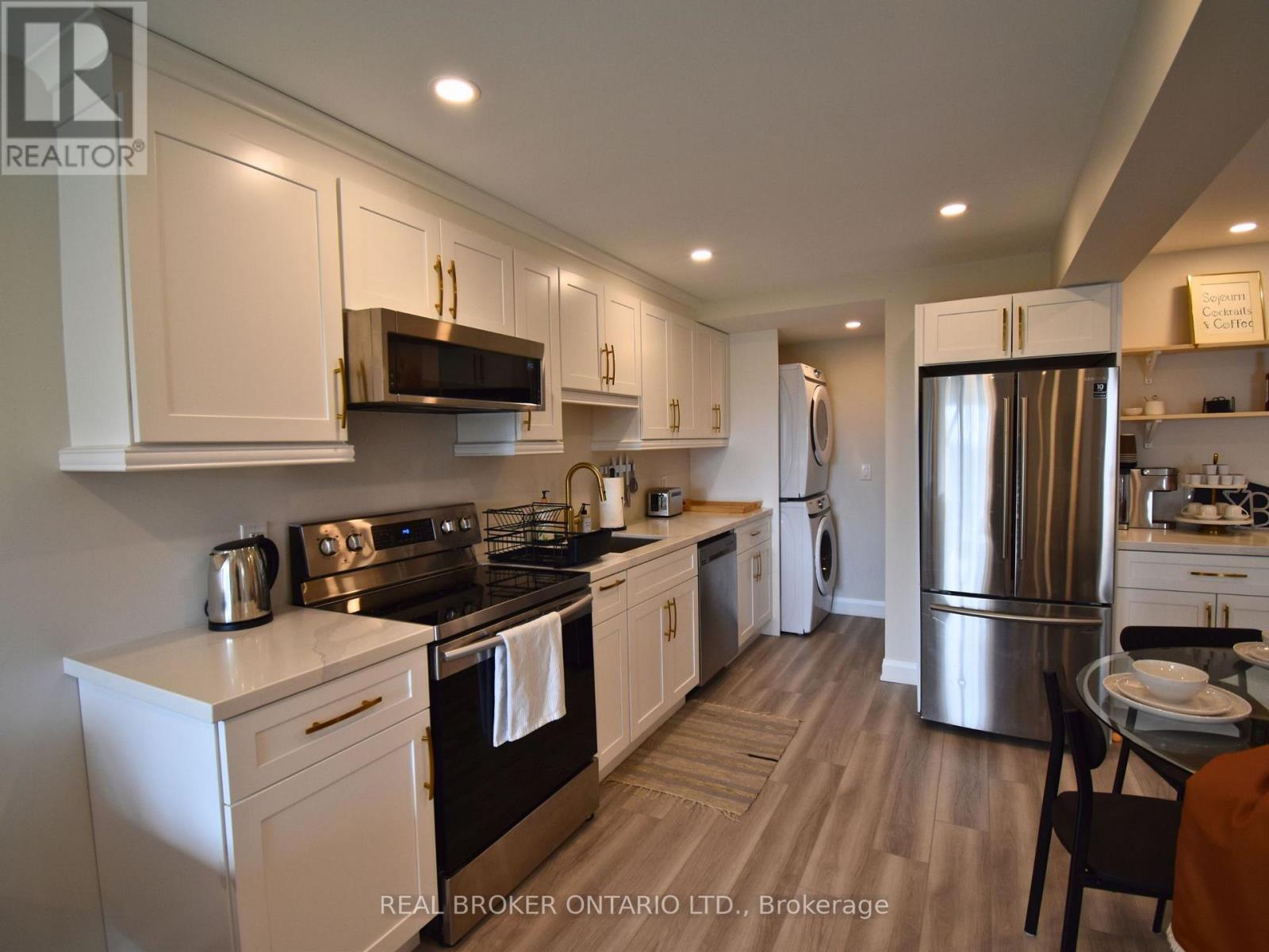 Lower - 1004 Dashwood Court, Pickering, Ontario  L1V 0G7 - Photo 2 - E12701856