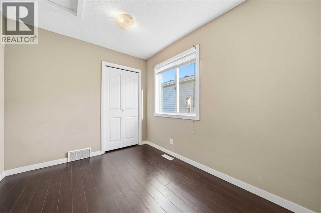 30 Falmere Way Ne, Calgary, Alberta  T3J 2Z1 - Photo 12 - A2278596