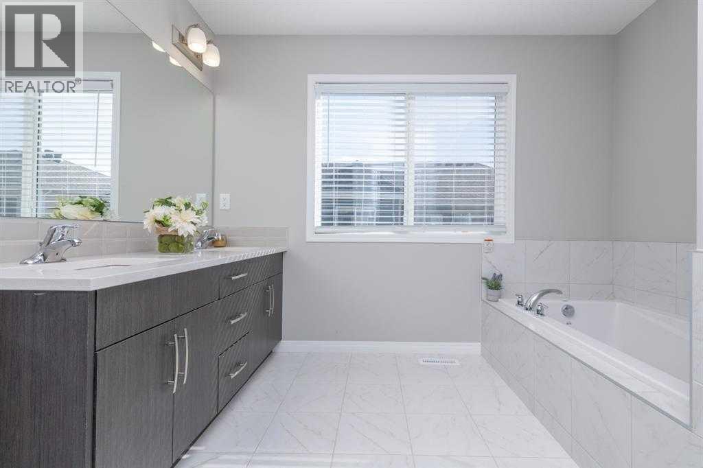 231 Windford Crescent Sw, Airdrie, Alberta  T4B 5E5 - Photo 17 - A2279446