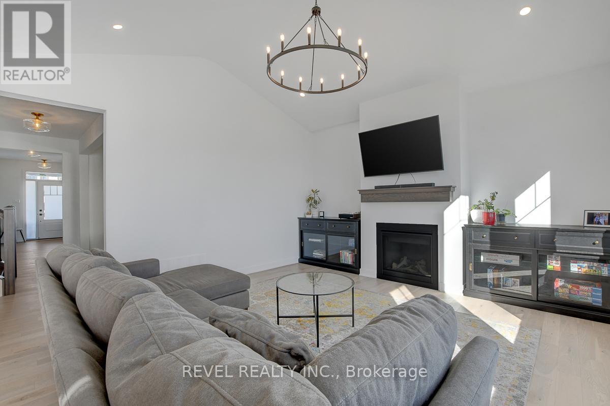 1022 Showman Street, Ottawa, Ontario  K0A 2Z0 - Photo 14 - X12513398