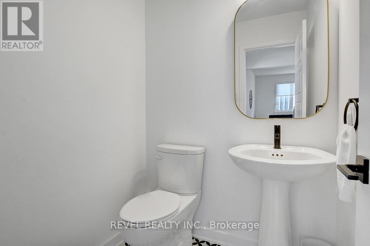 1022 Showman Street, Ottawa, Ontario  K0A 2Z0 - Photo 8 - X12513398