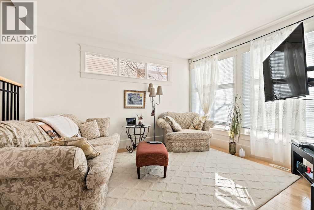 926 8 Avenue Se, Calgary, Alberta  T2G 0M3 - Photo 2 - A2278811