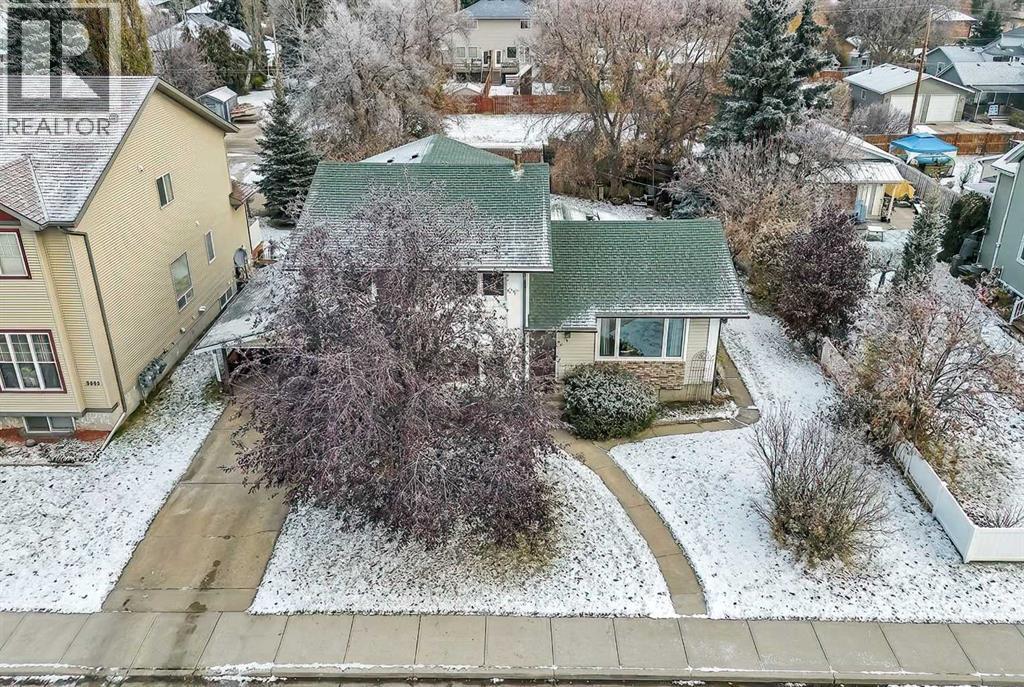 5436 53 Avenue, Lacombe, Alberta  T4L 1L4 - Photo 2 - A2277330