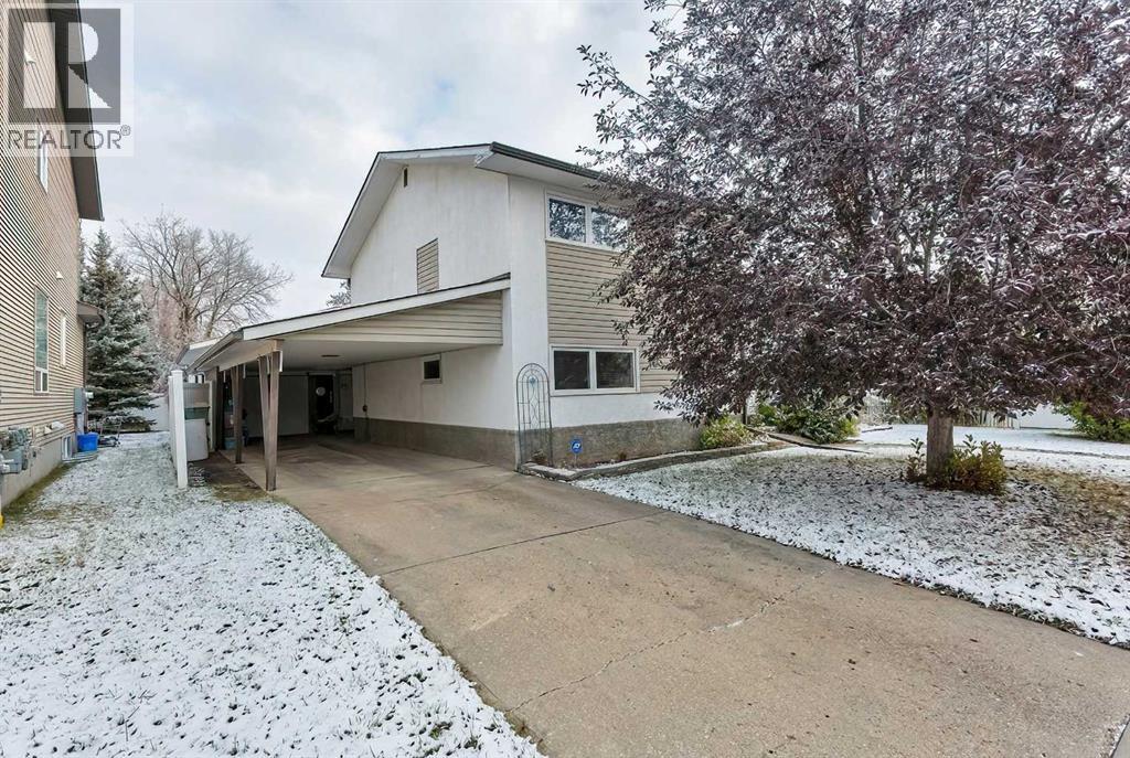 5436 53 Avenue, Lacombe, Alberta  T4L 1L4 - Photo 3 - A2277330