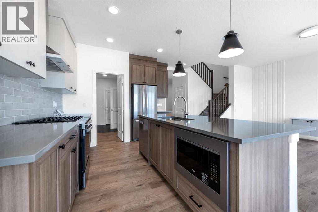 137 Clearwater Terrace, Chestermere, Alberta  T1X 3A7 - Photo 11 - A2271578