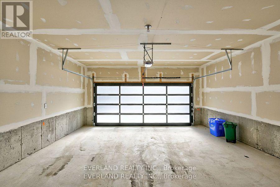 173 Mumbai Drive, Markham, Ontario  L3S 4N3 - Photo 22 - N12701878