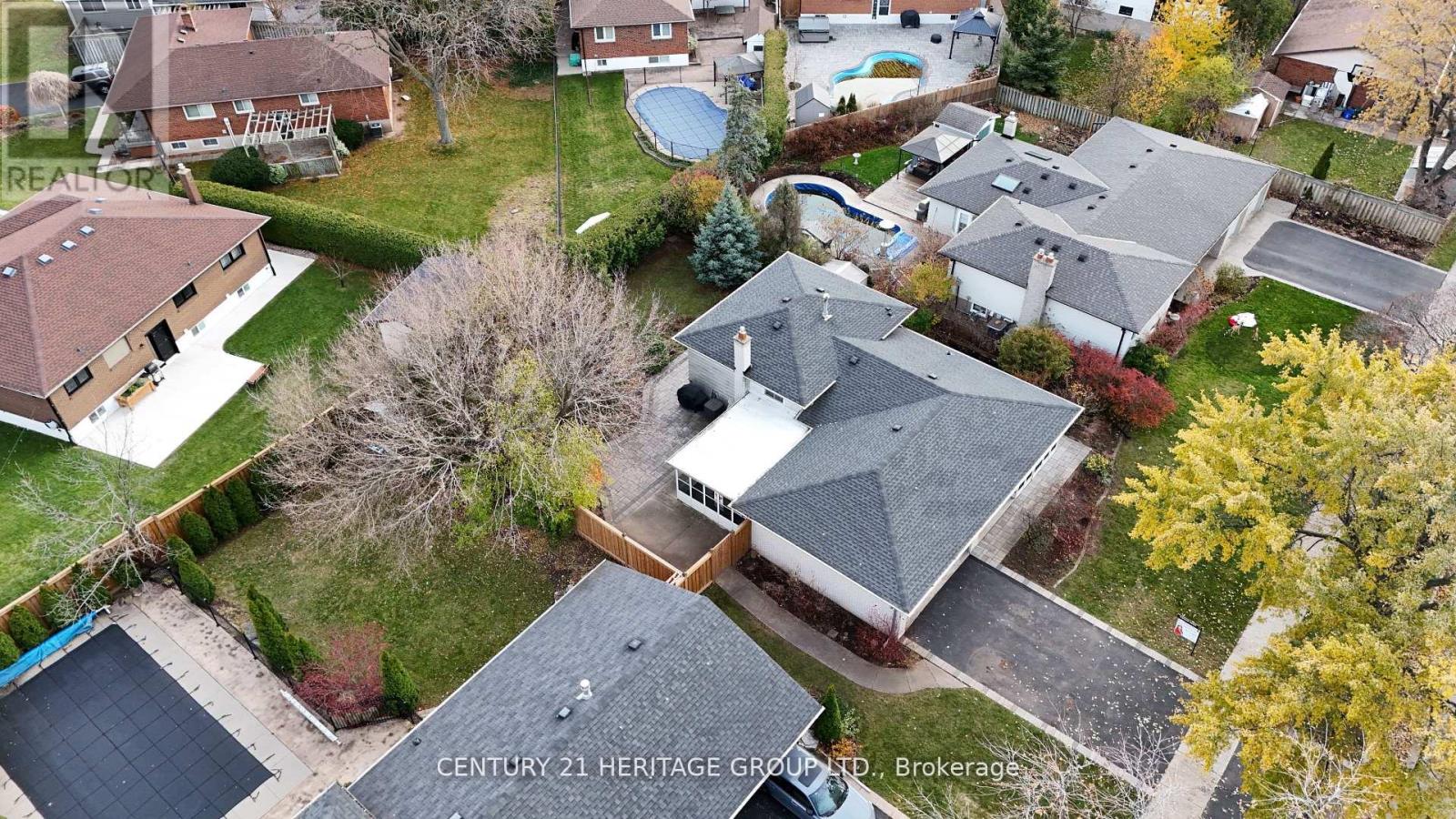 194 Sewell Drive, Oakville, Ontario  L6H 1E4 - Photo 33 - W12701862