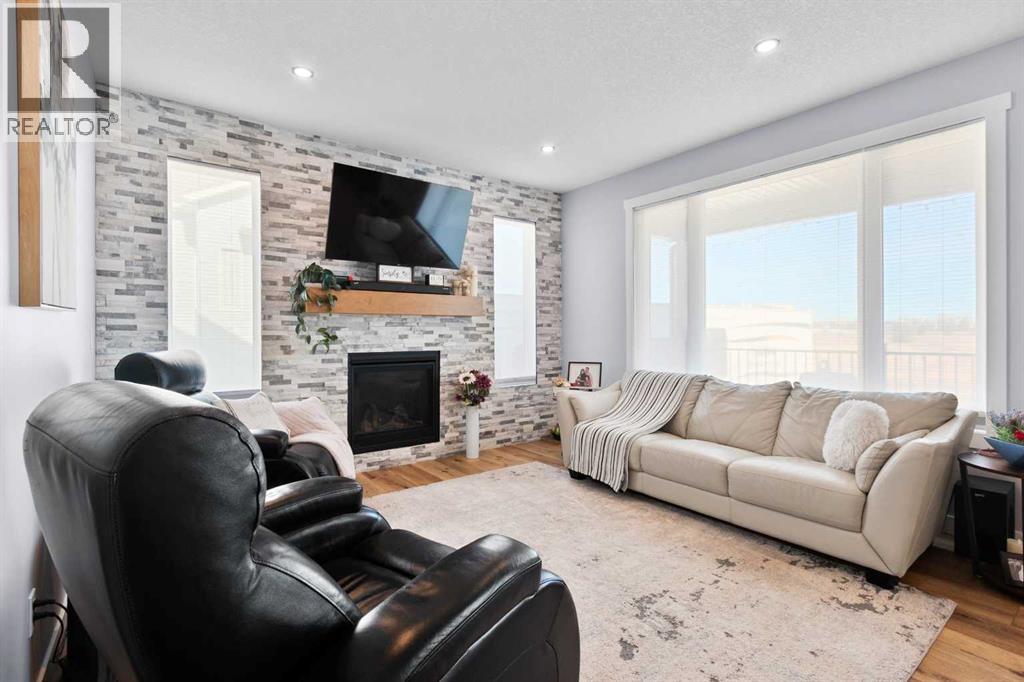 1024 Carriage Lane Drive, Carstairs, Alberta  T0M 0N0 - Photo 8 - A2255507