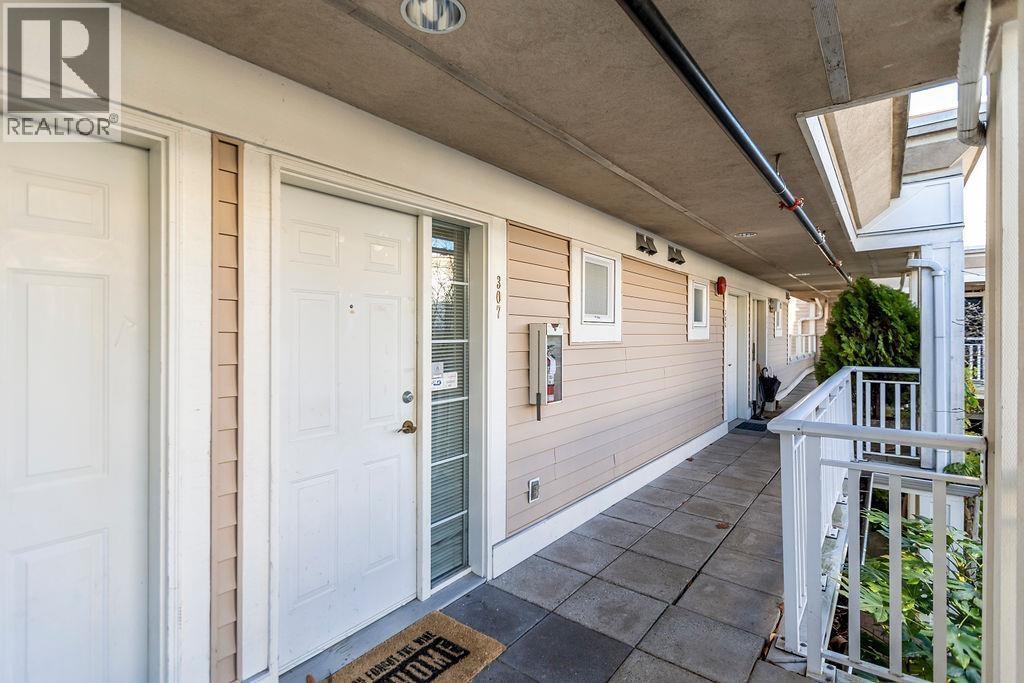 307 2545 W Broadway, Vancouver, British Columbia  V6K 2E9 - Photo 7 - R3078483