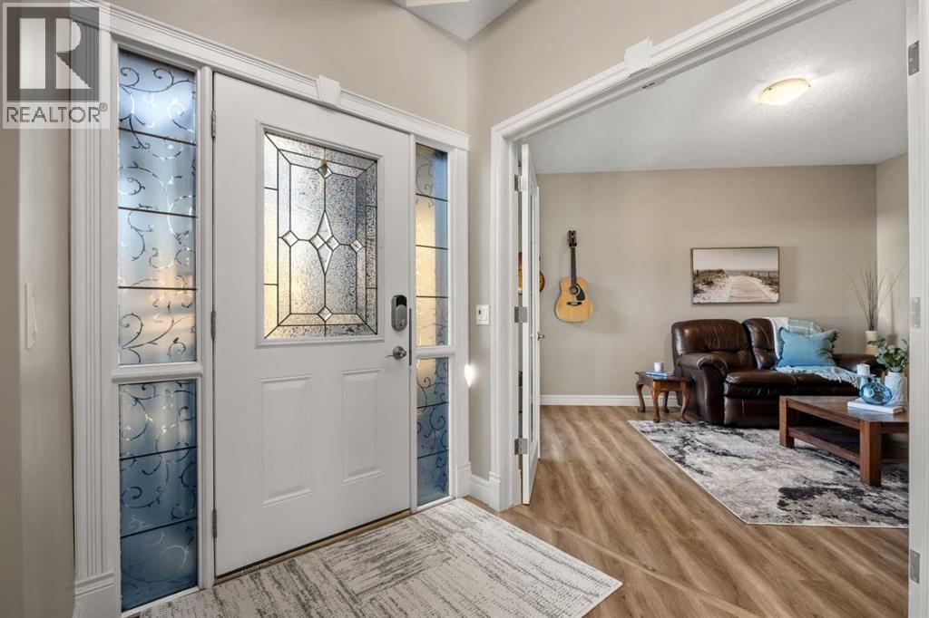 242 Tuscany Ridge Park Nw, Calgary, Alberta  T3L 2H8 - Photo 4 - A2279153