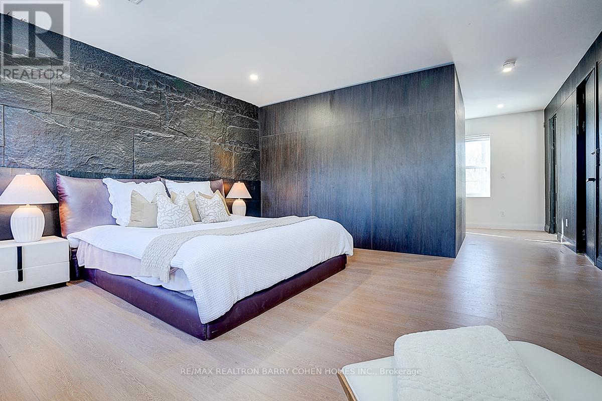 324 Old Yonge Street, Toronto, Ontario  M2P 1R4 - Photo 28 - C12701890