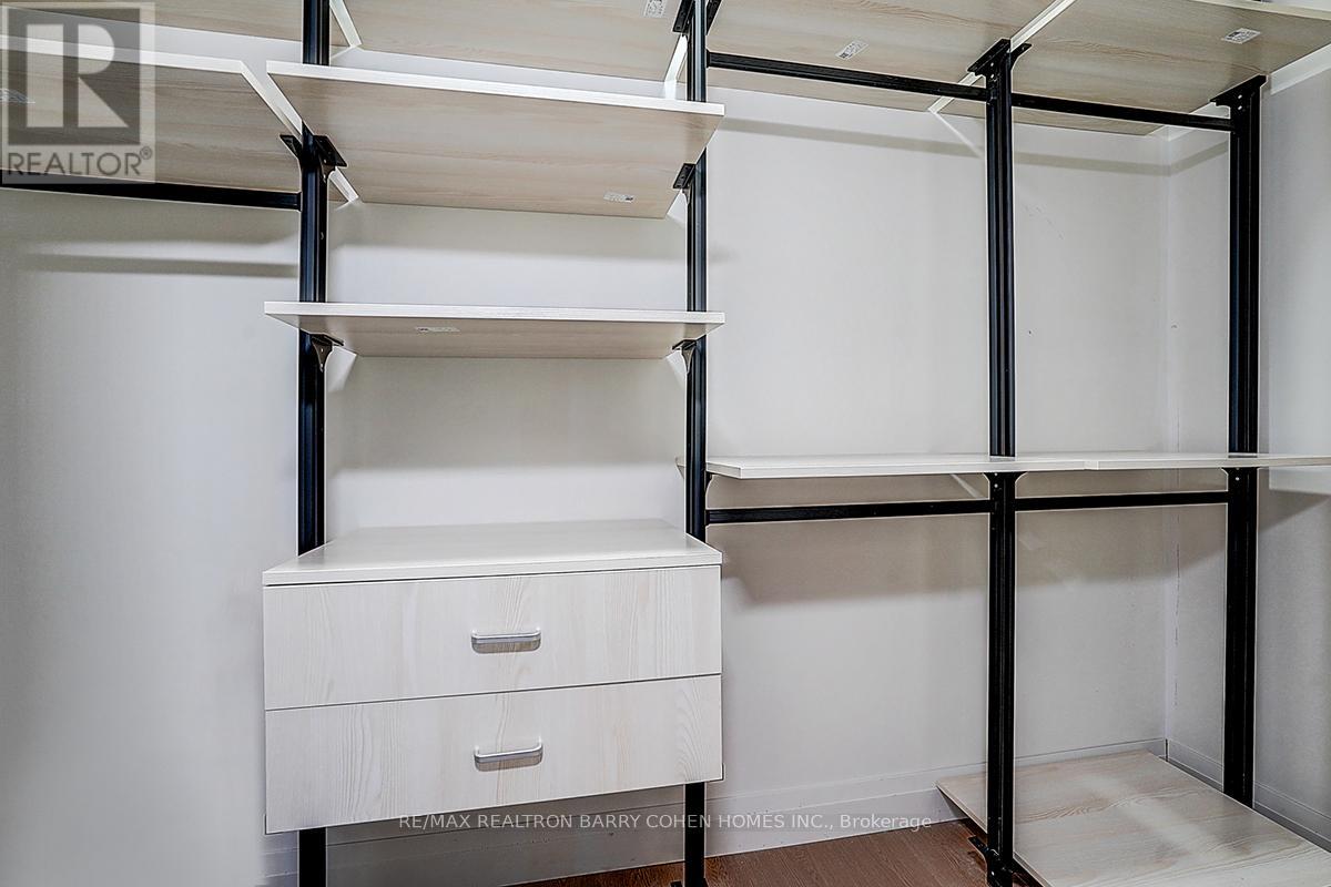 324 Old Yonge Street, Toronto, Ontario  M2P 1R4 - Photo 35 - C12701890