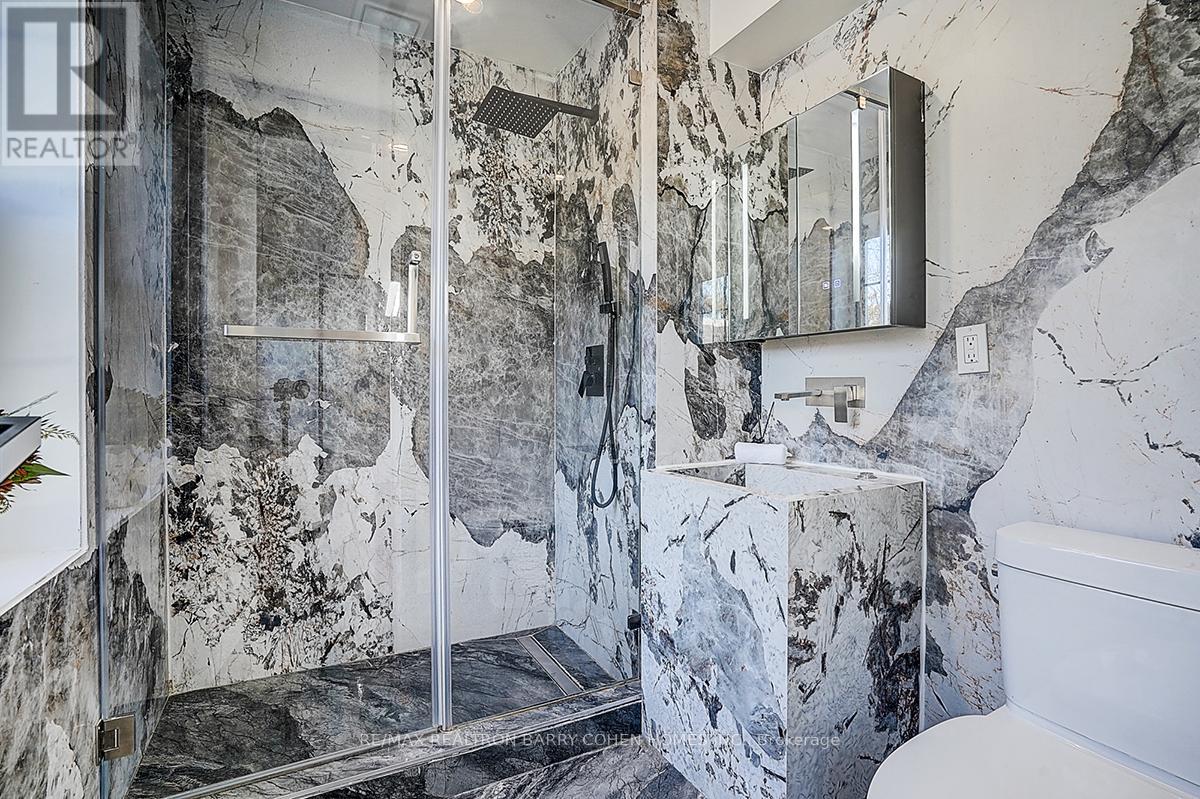 324 Old Yonge Street, Toronto, Ontario  M2P 1R4 - Photo 36 - C12701890