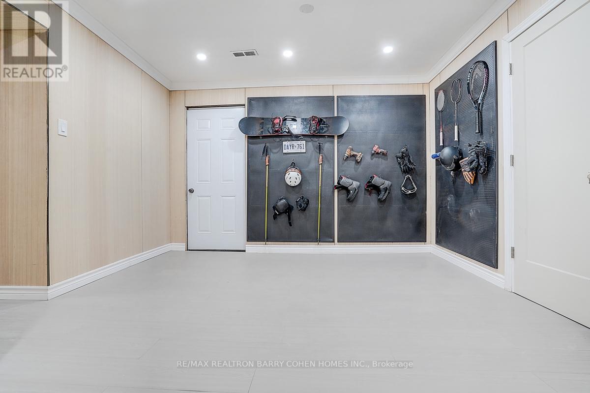 324 Old Yonge Street, Toronto, Ontario  M2P 1R4 - Photo 43 - C12701890