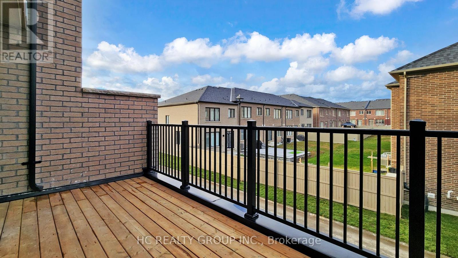 46 York Downs Boulevard, Markham, Ontario  L6C 3K3 - Photo 18 - N12701898