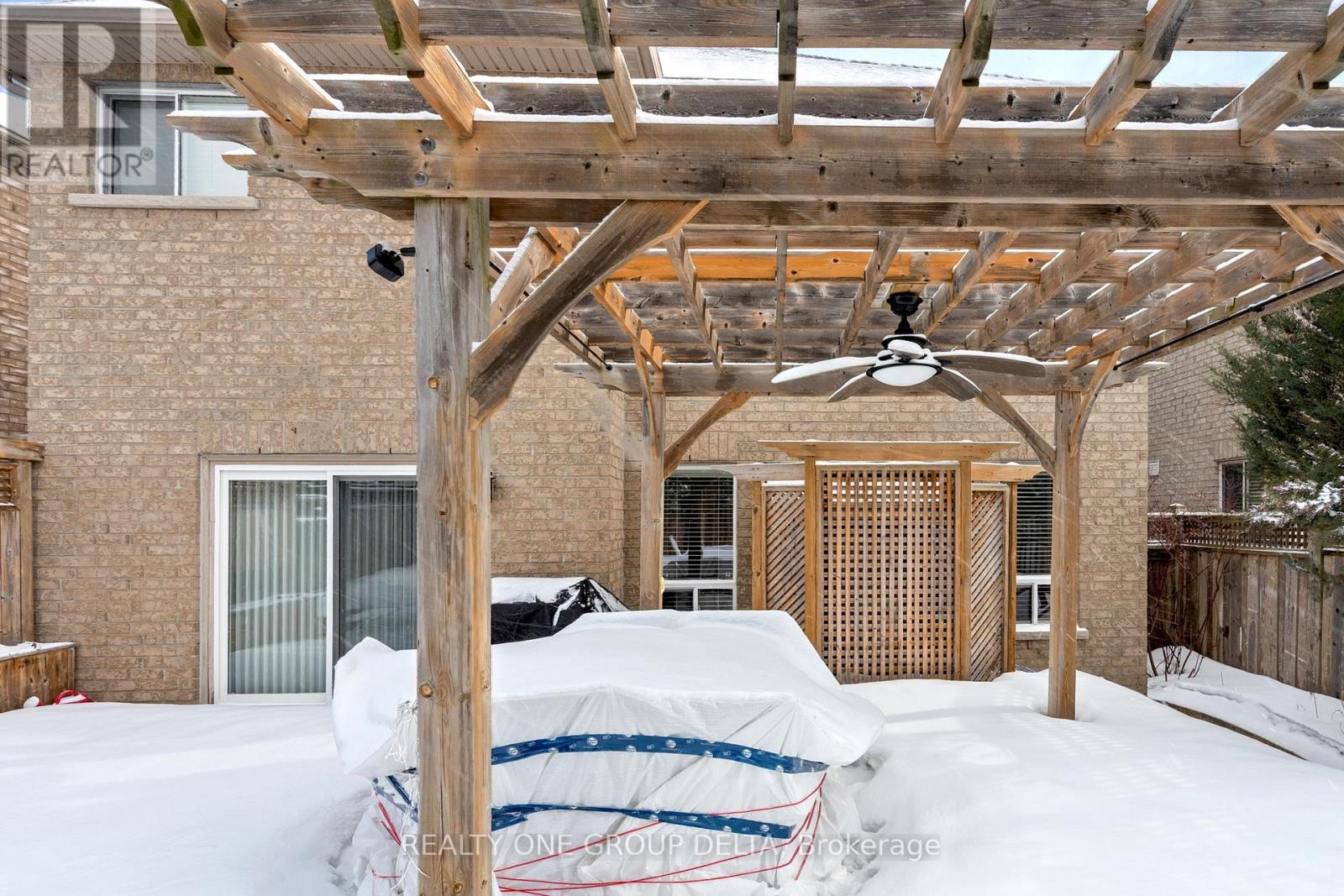 8 Charlemagne Avenue, Barrie, Ontario  L4M 0A9 - Photo 49 - S12701886